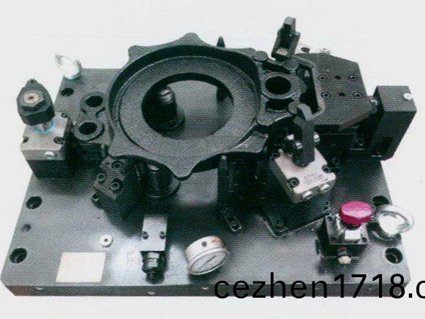 製(zhi)動器(qi)底(di)闆(ban)液(ye)壓(ya)裌具